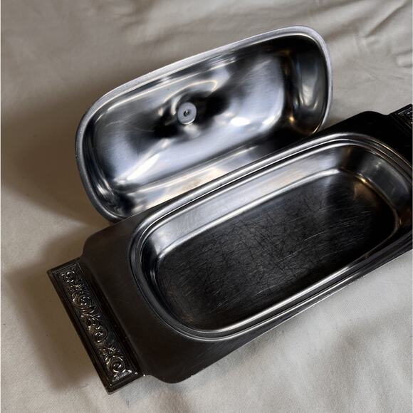 International Decorator 18-8 Stainless Set Vintage Covered Butter Dish - Picture 5 of 12